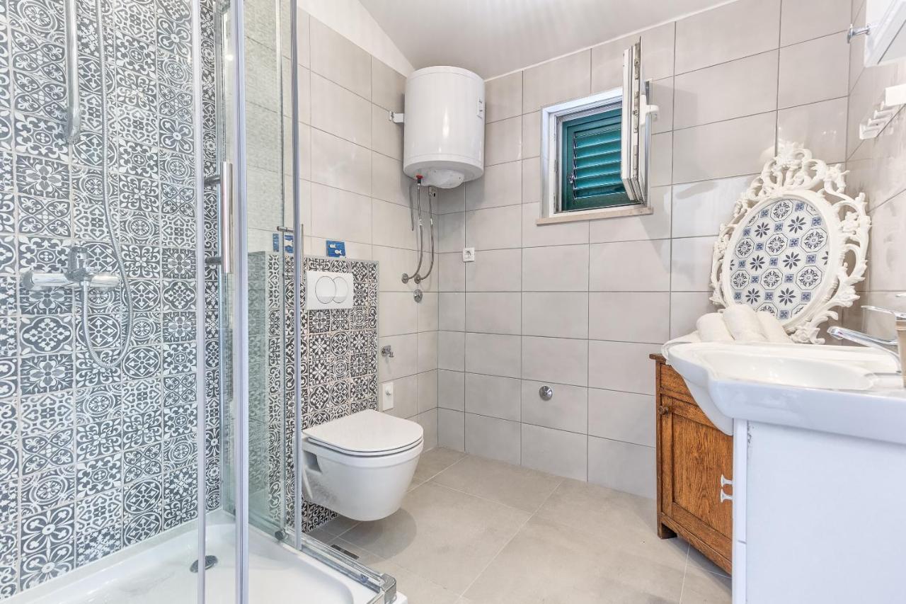 Kastellanka Apartman Kaštela Kültér fotó